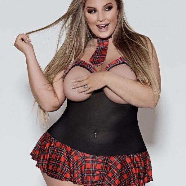 ashleyalexissfanitaly_20200627_93