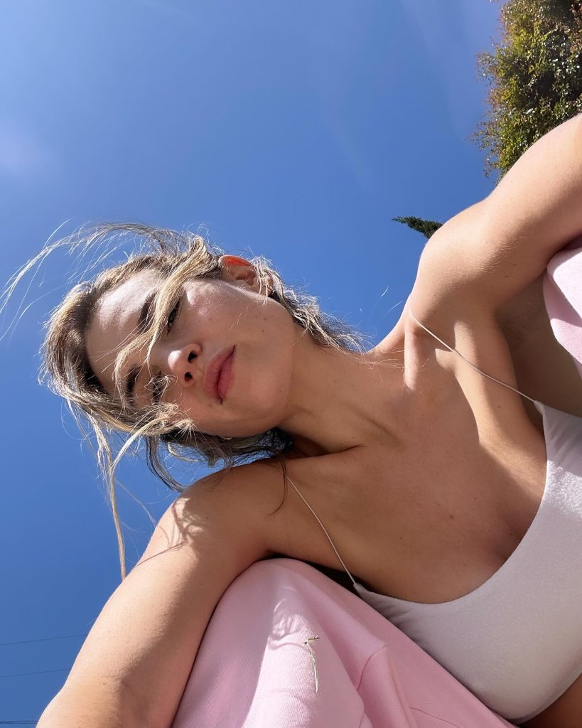 lilyjamesofficial_1721410082_3415757797943466125_1415621358